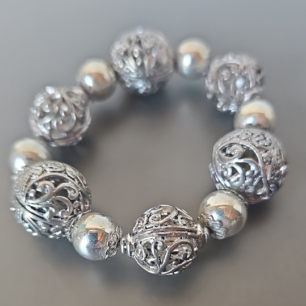 Silver Filigree Bead Stretch Bracelet - Silver